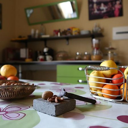 Bed and Breakfast Le 3 B Катания Экстерьер фото